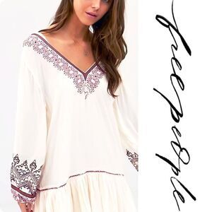 💥Host Pick!💥 NWT Free People Wild One Embroidered Ivory Peasant Mini Dress
